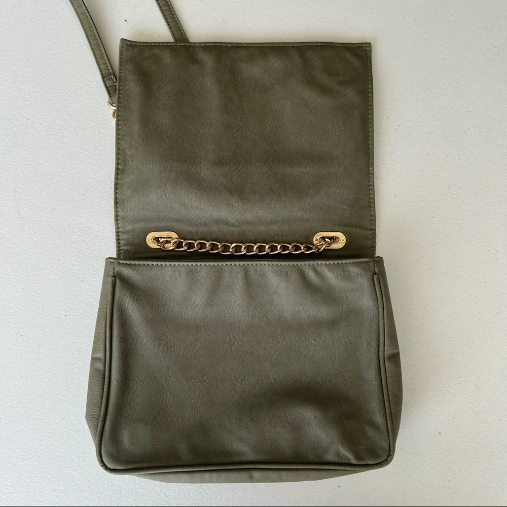 Pretty Ships Crossbody Purse with Magnetic Flap